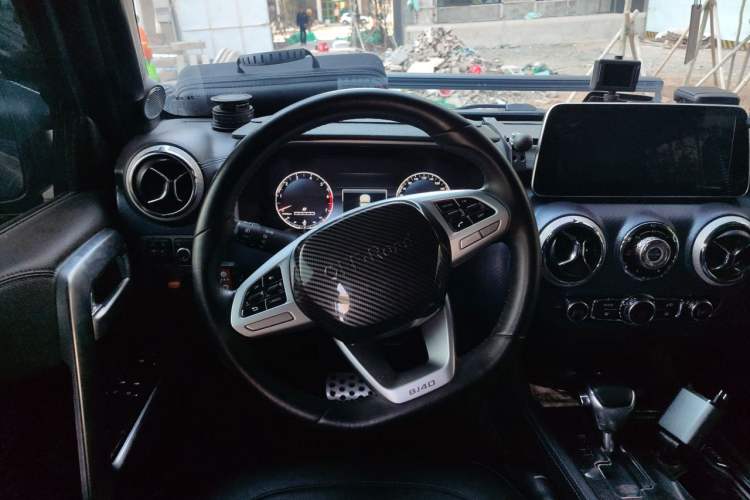 Used BAIC Off-Road BJ40 2021 2.3T Automatic Four-Wheel Drive Blade Hero Edition Supreme Version Steering Wheel