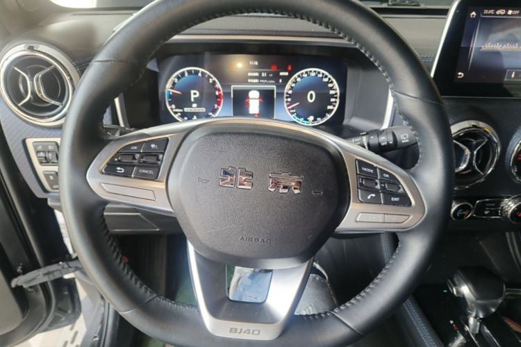 Used BAIC Off-Road BJ40 2021 2.3T Automatic Four-Wheel Drive Blade Hero Edition Supreme Version Steering Wheel
