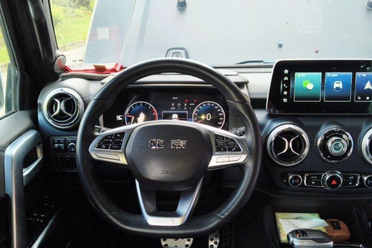 Used BAIC Off-Road BJ40 2021 2.0D Automatic Four-Wheel Drive Blade Hero Edition Adventurer Type Steering Wheel