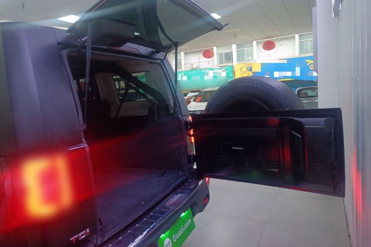 Used BAIC Off-Road BJ40 2021 2.0D Automatic Four-Wheel Drive Blade Hero Edition Adventurer Type Trunk