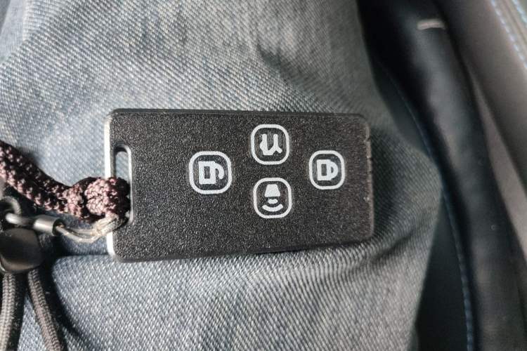 Used BAIC Off-Road BJ40 2021 2.3T Automatic Four-Wheel Drive Blade Hero Edition Supreme Version Vehicle Key