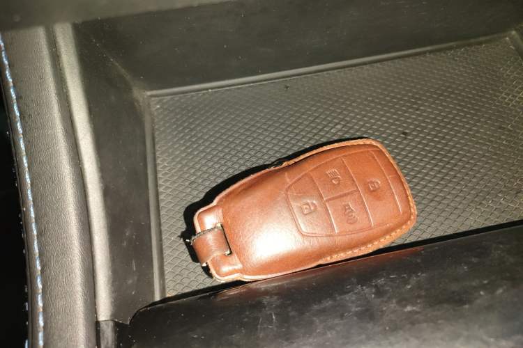 Used BAIC Off-Road BJ40 2021 2.0D Automatic Four-Wheel Drive Blade Hero Edition Adventurer Type Vehicle Key