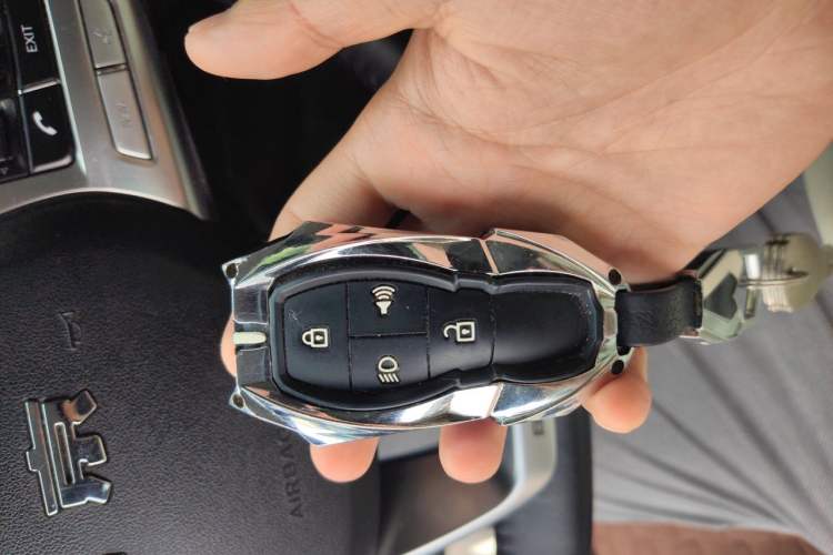 Used BAIC Off-Road BJ40 2021 2.0D Automatic Four-Wheel Drive Blade Hero Edition Adventurer Type Vehicle Key