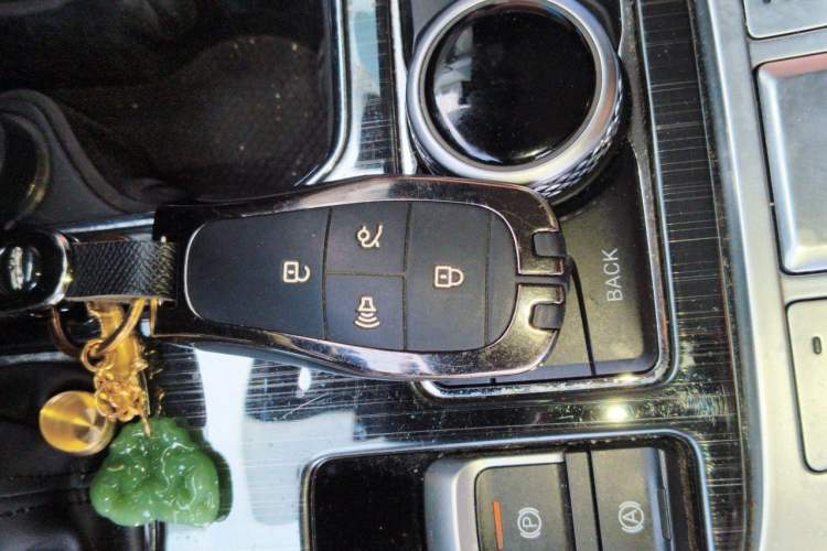 Used BAIC Off-Road BJ40 2021 2.0D Automatic Four-Wheel Drive Blade Hero Edition Adventurer Type Vehicle Key