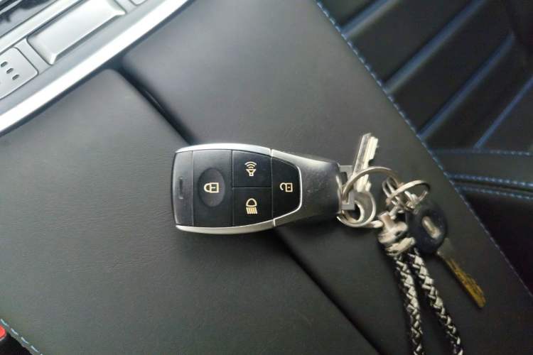Used BAIC Off-Road BJ40 2021 2.0D Automatic Four-Wheel Drive Blade Hero Edition Adventurer Type Vehicle Key