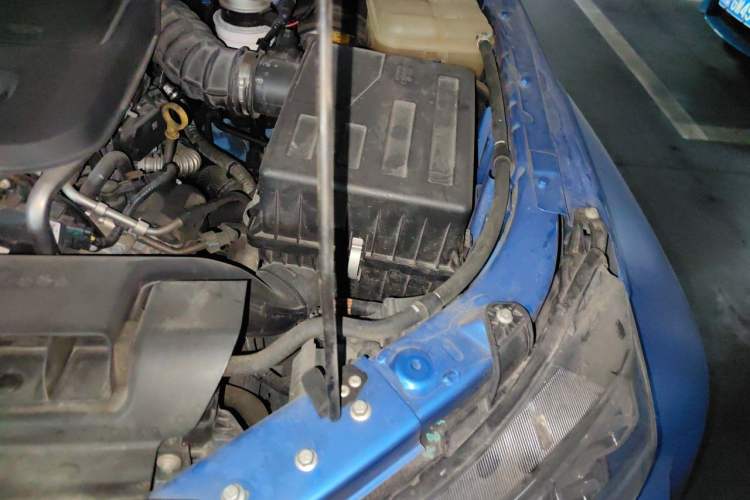 Used BAIC Off-Road BJ40 2021 2.0D Automatic Four-Wheel Drive Blade Hero Edition Adventurer Type Engine Bay Left