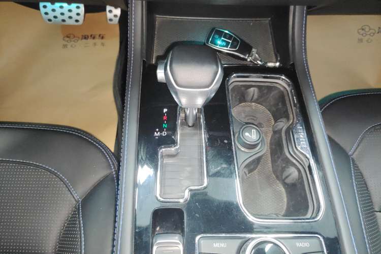 Used BAIC Off-Road BJ40 2021 2.3T Automatic Four-Wheel Drive Blade Hero Edition Supreme Version Gear Lever