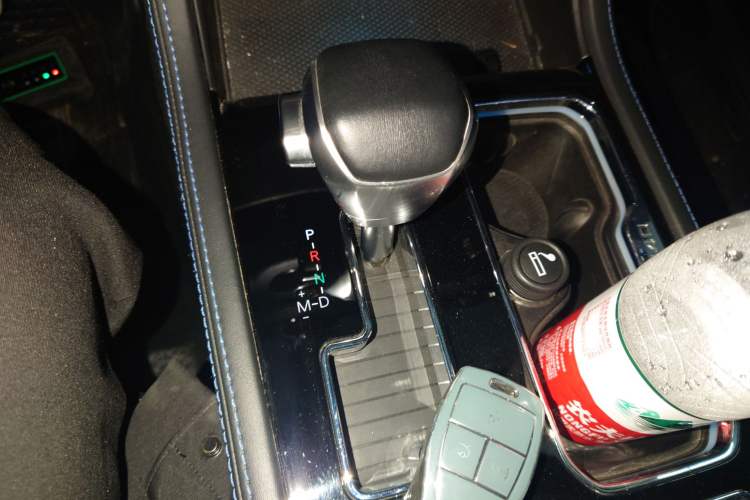 Used BAIC Off-Road BJ40 2021 2.3T Automatic Four-Wheel Drive Blade Hero Edition Supreme Version Gear Lever
