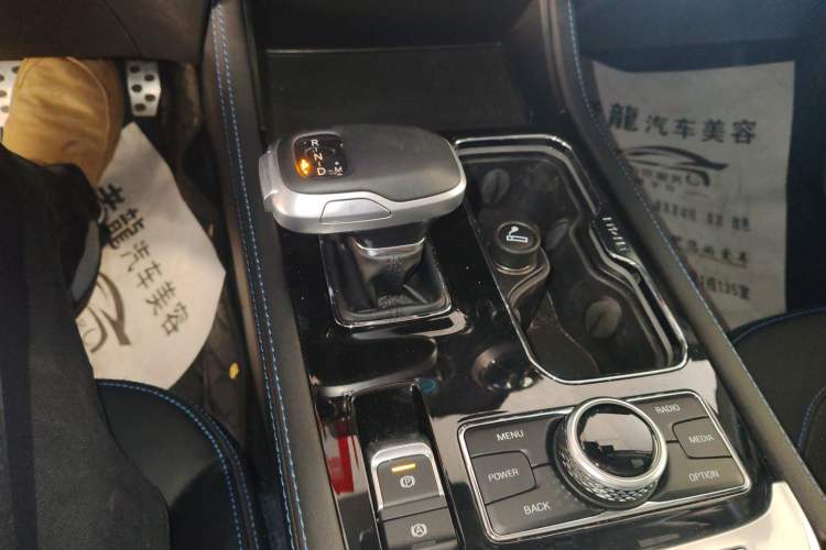 Used BAIC Off-Road BJ40 2021 2.0D Automatic Four-Wheel Drive Blade Hero Edition Adventurer Type Gear Lever