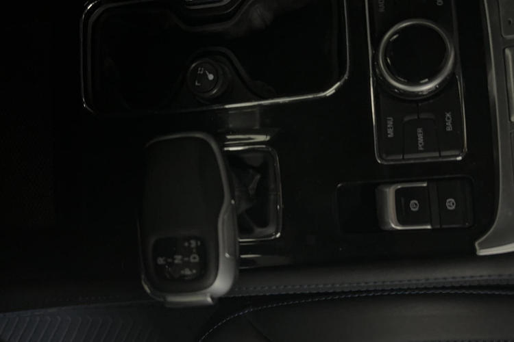Used BAIC Off-Road BJ40 2021 2.0D Automatic Four-Wheel Drive Blade Hero Edition Adventurer Type Gear Lever