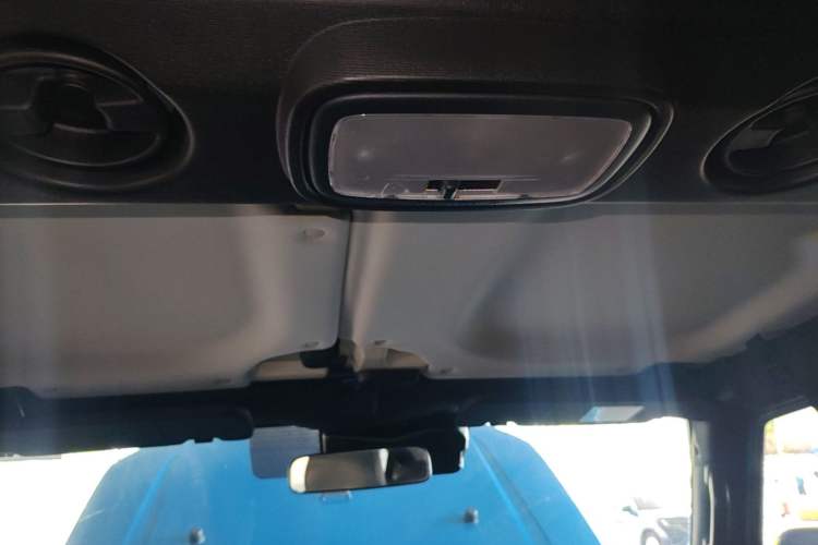Used BAIC Off-Road BJ40 2021 2.0D Automatic Four-Wheel Drive Blade Hero Edition Adventurer Type Headliner