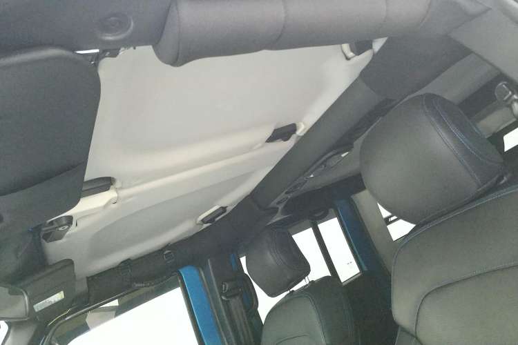 Used BAIC Off-Road BJ40 2021 2.0D Automatic Four-Wheel Drive Blade Hero Edition Adventurer Type Headliner