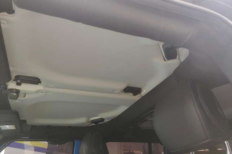 Used BAIC Off-Road BJ40 2021 2.3T Automatic Four-Wheel Drive Blade Hero Edition Supreme Version Headliner