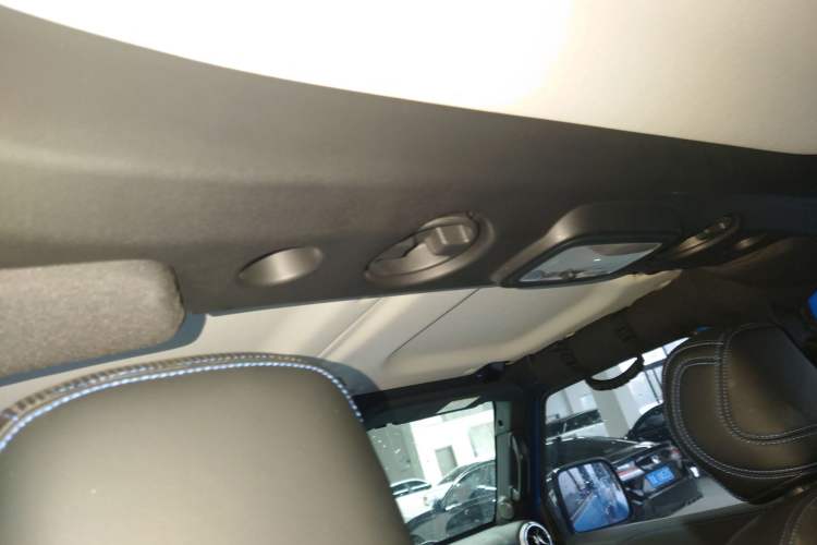 Used BAIC Off-Road BJ40 2021 2.3T Automatic Four-Wheel Drive Blade Hero Edition Supreme Version Headliner