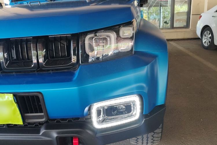 Used BAIC Off-Road BJ40 2021 2.0D Automatic Four-Wheel Drive Blade Hero Edition Adventurer Type Left Front Headlight