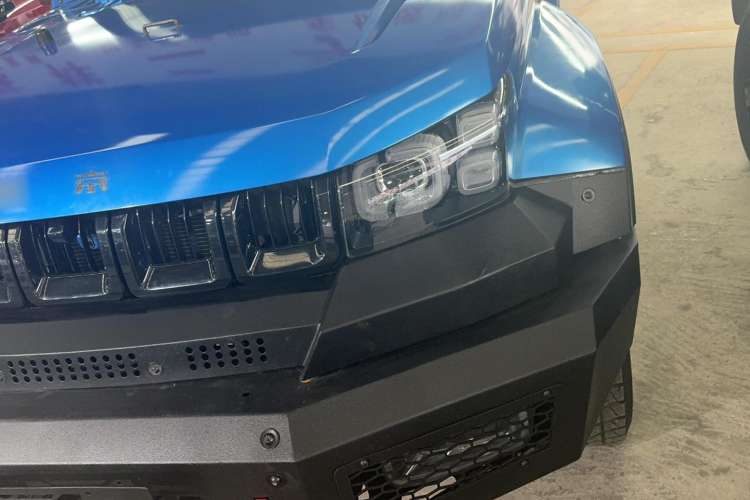 Used BAIC Off-Road BJ40 2021 2.0D Automatic Four-Wheel Drive Blade Hero Edition Adventurer Type Left Front Headlight