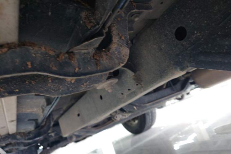 Used BAIC Off-Road BJ40 2021 2.3T Automatic Four-Wheel Drive Blade Hero Edition Supreme Version Left Side Sill