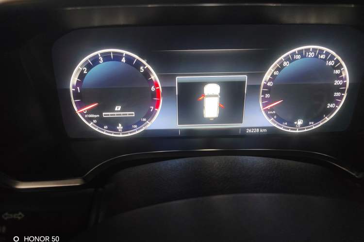 Used BAIC Off-Road BJ40 2021 2.0T Automatic Four-Wheel Drive Ring the Tower Champion Edition Odometer Close Up
