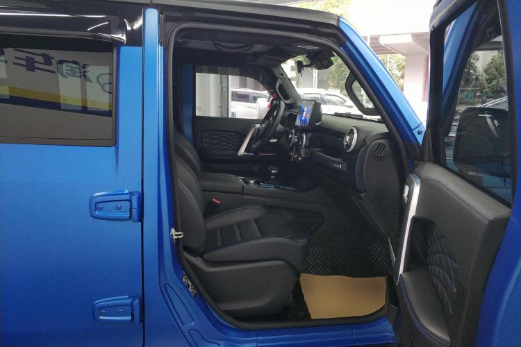 Used BAIC Off-Road BJ40 2021 2.0D Automatic Four-Wheel Drive Blade Hero Edition Adventurer Type Right Front Seat