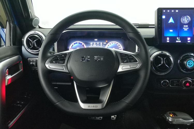 Used BAIC Off-Road BJ40 2021 2.0D Automatic Four-Wheel Drive Blade Hero Edition Adventurer Type Steering Wheel