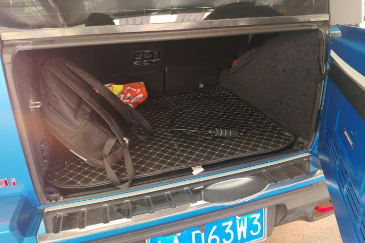 Used BAIC Off-Road BJ40 2021 2.0D Automatic Four-Wheel Drive Blade Hero Edition Adventurer Type Trunk