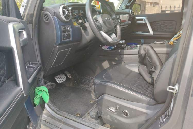 Used BAIC Off-Road BJ40 2021 2.0T Automatic Four-Wheel Drive Ring the Tower Champion Edition Driver Seat