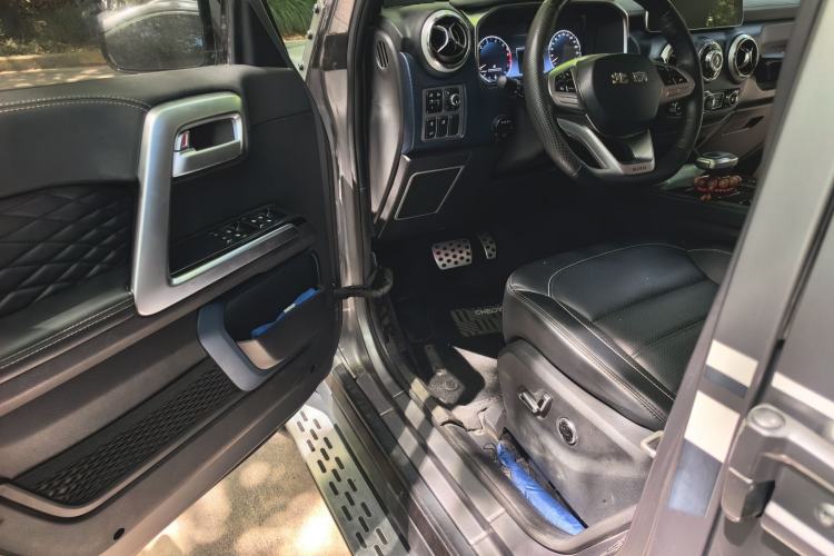Used BAIC Off-Road BJ40 2021 2.0T Automatic Four-Wheel Drive Ring the Tower Champion Edition Driver Seat