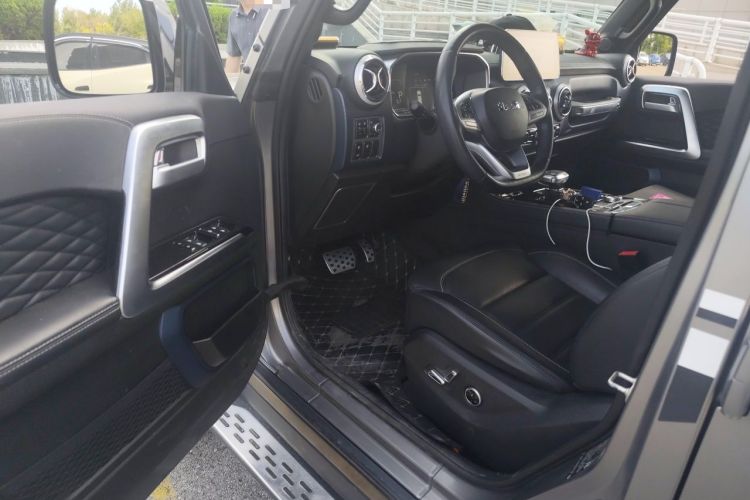Used BAIC Off-Road BJ40 2021 2.0T Automatic Four-Wheel Drive Ring the Tower Champion Edition Driver Seat