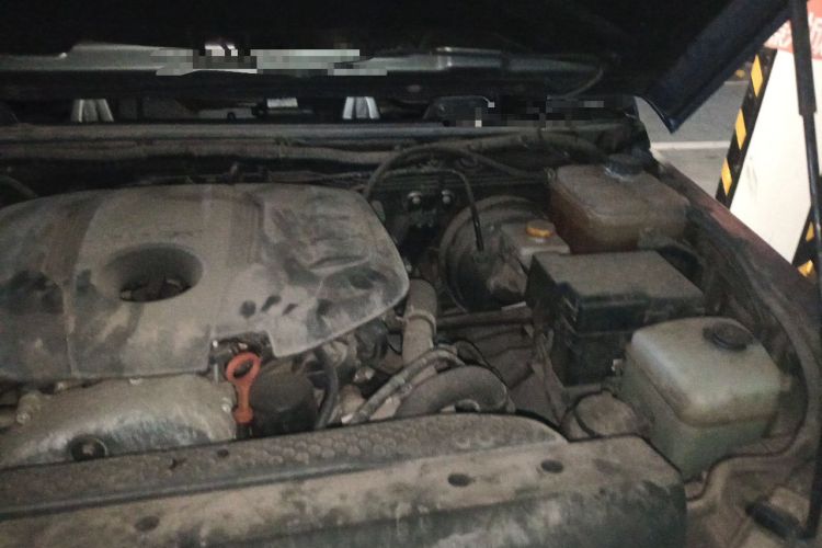 Used BAIC Off-Road BJ40 2021 2.0T Automatic Four-Wheel Drive Ring the Tower Champion Edition Engine Bay Left