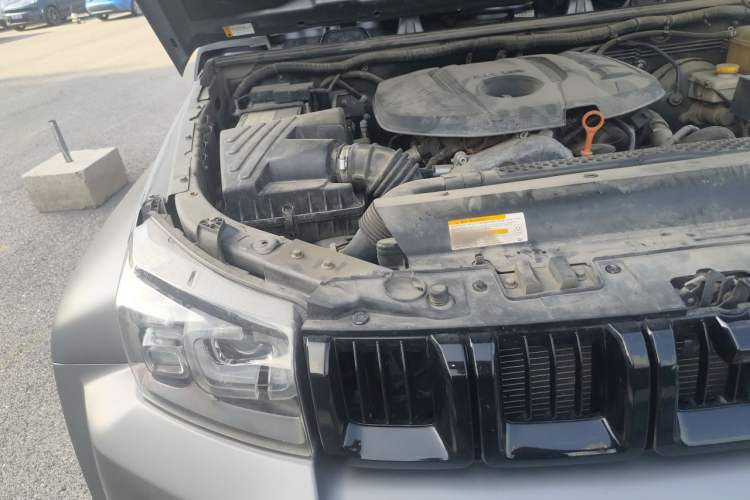 Used BAIC Off-Road BJ40 2021 2.0T Automatic Four-Wheel Drive Ring the Tower Champion Edition Engine Bay Right