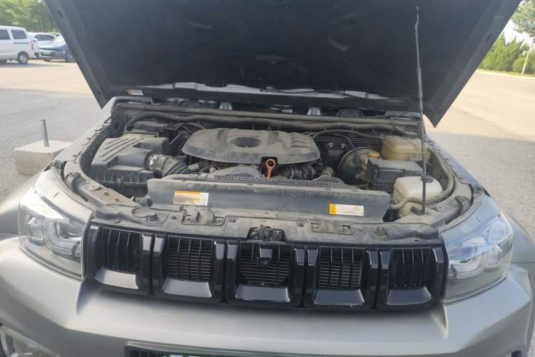 Used BAIC Off-Road BJ40 2021 2.0T Automatic Four-Wheel Drive Ring the Tower Champion Edition Engine Bay