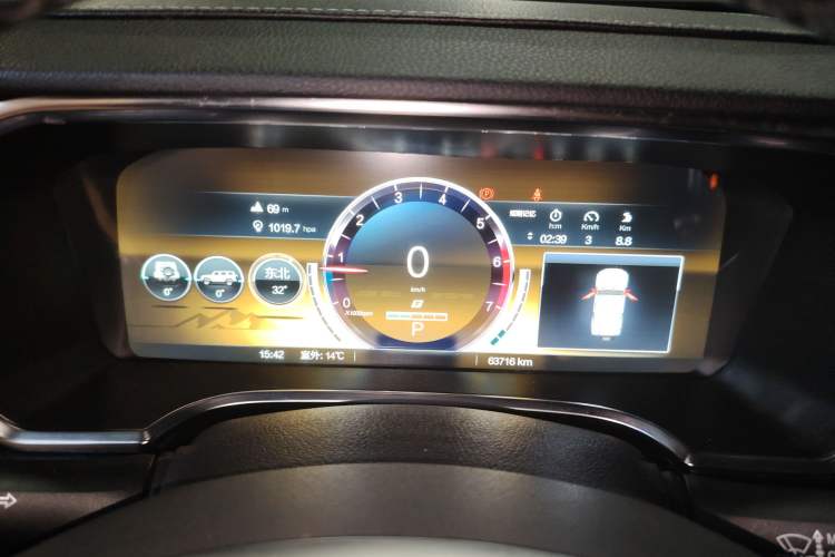 Used BAIC Off-Road BJ40 2021 2.0T Automatic Four-Wheel Drive Ring the Tower Champion Edition Instrument Cluster