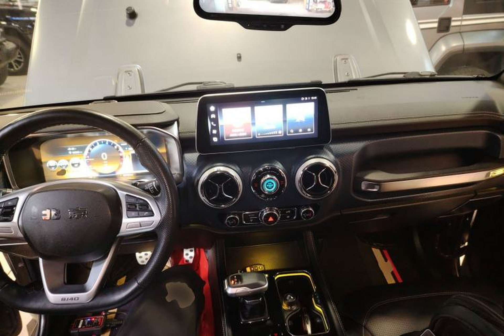 Used BAIC Off-Road BJ40 2021 2.0T Automatic Four-Wheel Drive Ring the Tower Champion Edition Interior 2