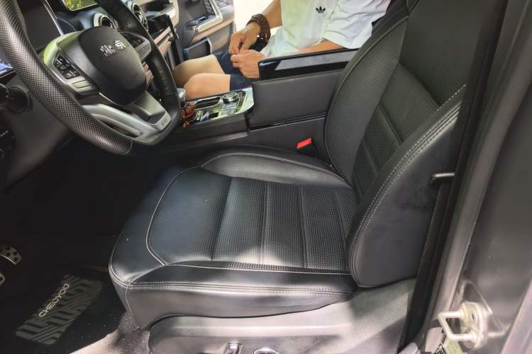 Used BAIC Off-Road BJ40 2021 2.0T Automatic Four-Wheel Drive Ring the Tower Champion Edition Left Front Seat
