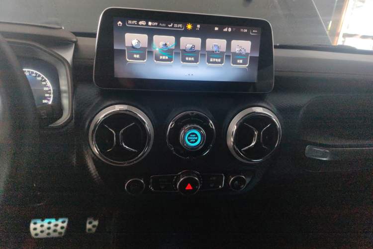 Used BAIC Off-Road BJ40 2021 2.0D Automatic Four-Wheel Drive Blade Hero Edition Adventurer Type Audio And AC Panel