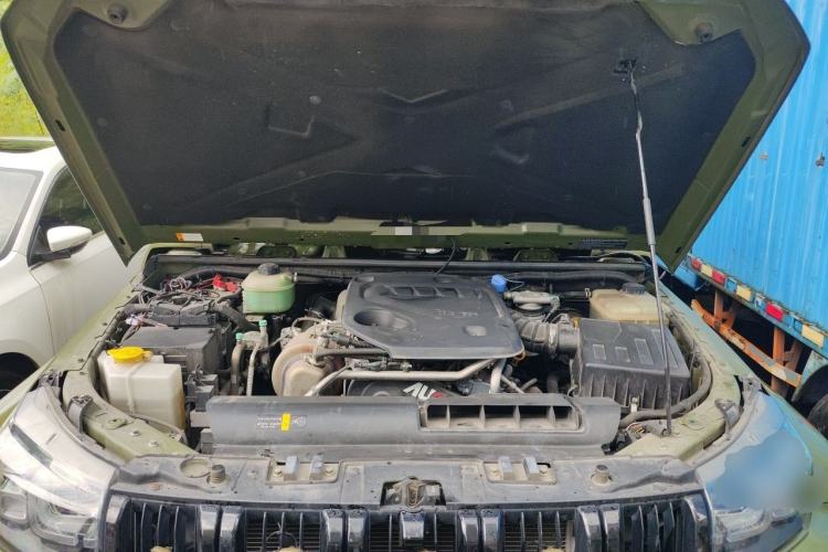 Used BAIC Off-Road BJ40 2021 2.0D Automatic Four-Wheel Drive Blade Hero Edition Adventurer Type Engine Bay