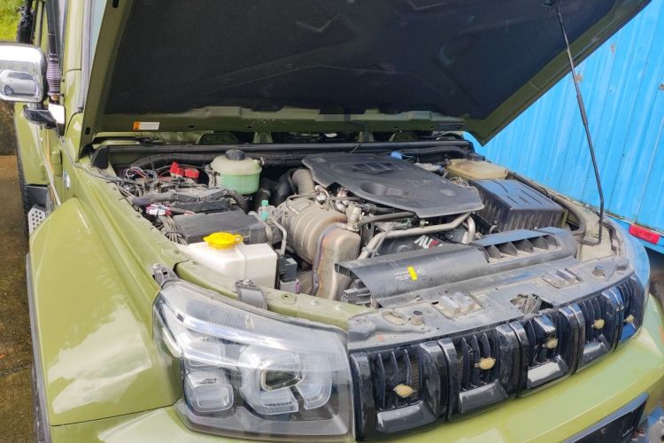 Used BAIC Off-Road BJ40 2021 2.0D Automatic Four-Wheel Drive Blade Hero Edition Adventurer Type Engine Bay Right