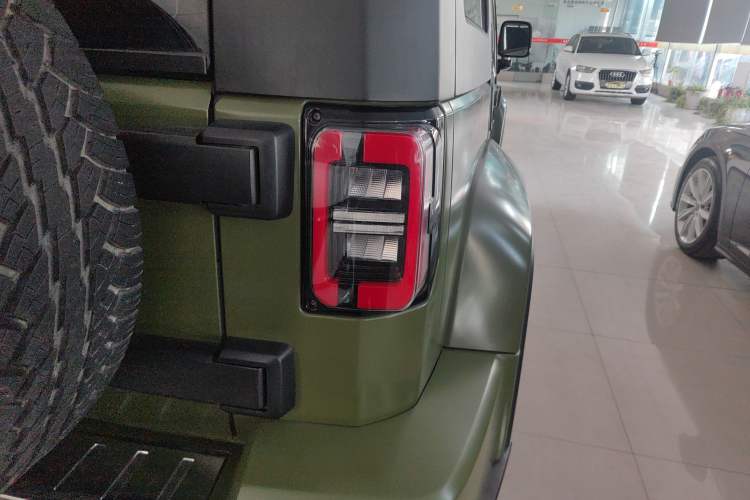 Used BAIC Off-Road BJ40 2021 2.0D Automatic Four-Wheel Drive Blade Hero Edition Adventurer Type Exterior 6