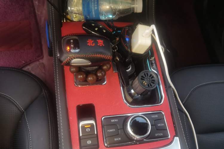 Used BAIC Off-Road BJ40 2021 2.0D Automatic Four-Wheel Drive Blade Hero Edition Adventurer Type Gear Lever