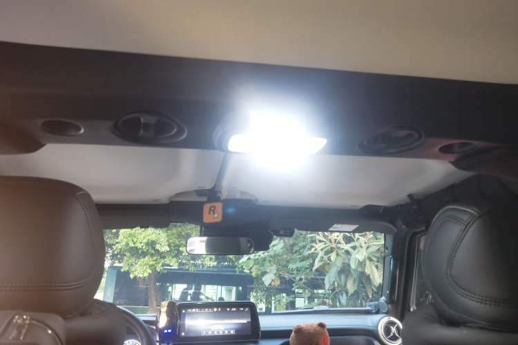 Used BAIC Off-Road BJ40 2021 2.0D Automatic Four-Wheel Drive Blade Hero Edition Adventurer Type Headliner
