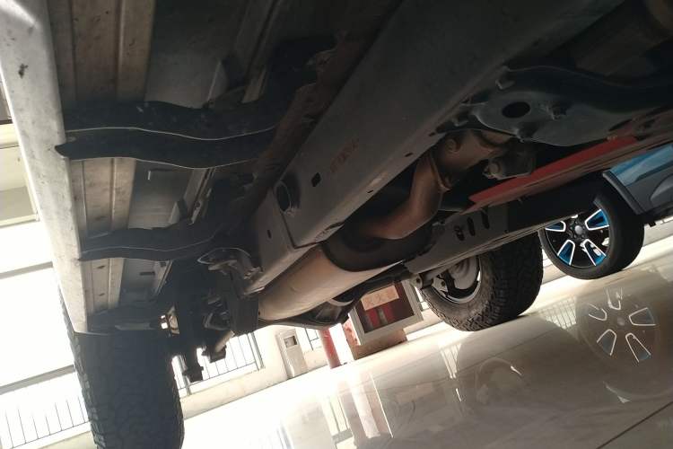 Used BAIC Off-Road BJ40 2021 2.0D Automatic Four-Wheel Drive Blade Hero Edition Adventurer Type Right Side Sill