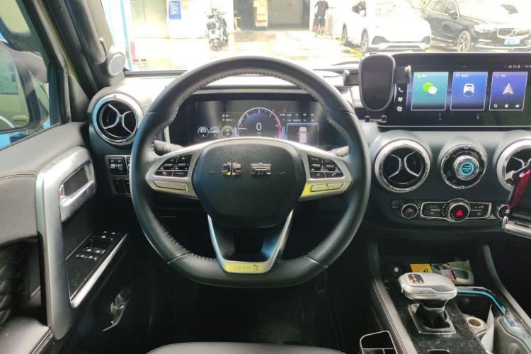 Used BAIC Off-Road BJ40 2021 2.0D Automatic Four-Wheel Drive Blade Hero Edition Adventurer Type Steering Wheel