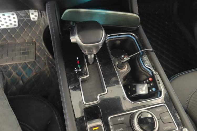 Used BAIC Off-Road BJ40 2021 2.3T Automatic Four-Wheel Drive Blade Hero Edition Supreme Version Gear Lever
