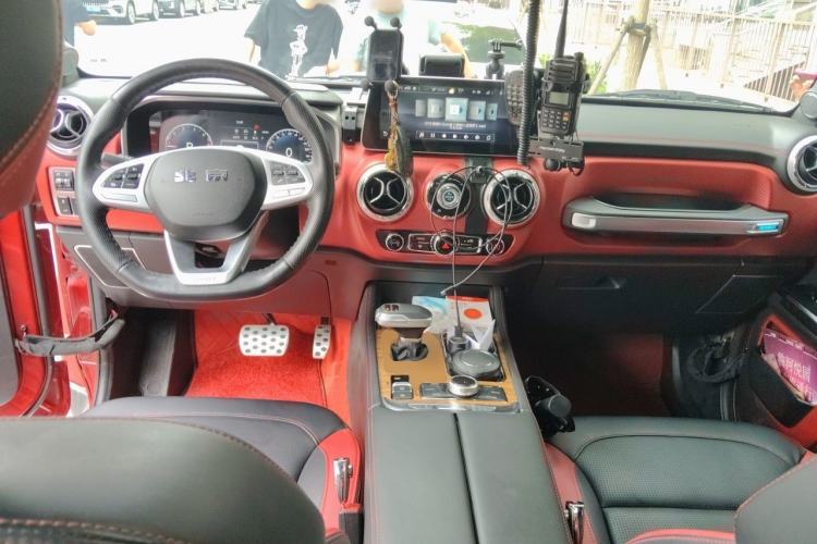Used BAIC Off-Road BJ40 2021 2.0T Automatic Four-Wheel Drive Ring the Tower Champion Edition Center Console
