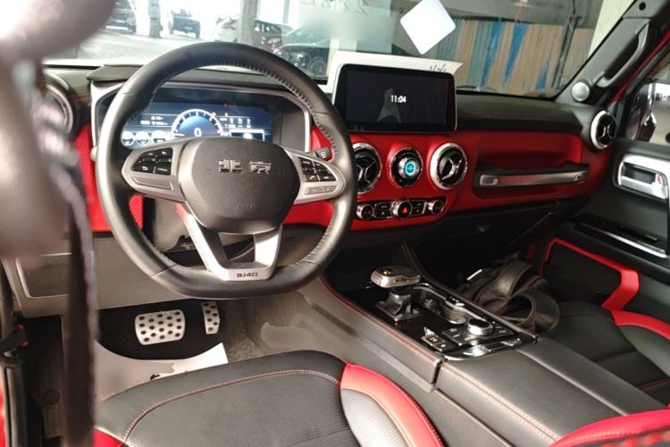 Used BAIC Off-Road BJ40 2021 2.0D Automatic Four-Wheel Drive Blade Hero Edition Adventurer Type Center Console