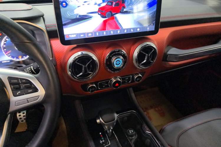 Used BAIC Off-Road BJ40 2021 2.3T Automatic Four-Wheel Drive Blade Hero Edition Supreme Version Center Console