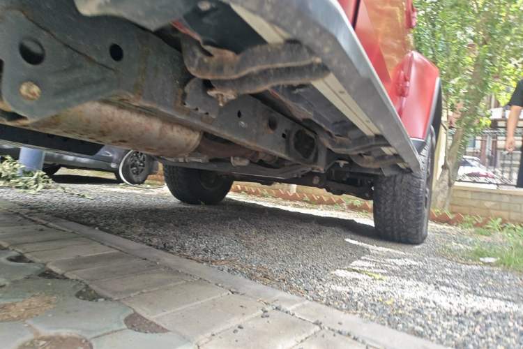 Used BAIC Off-Road BJ40 2021 2.0D Automatic Four-Wheel Drive Blade Hero Edition Adventurer Model (with Front and Rear Electronic Locks) Chassis Rear Right