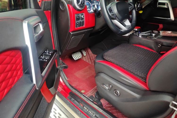 Used BAIC Off-Road BJ40 2021 2.0D Automatic Four-Wheel Drive Blade Hero Edition Adventurer Type Driver Seat