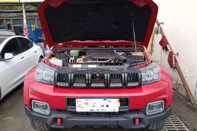Used BAIC Off-Road BJ40 2021 2.0D Automatic Four-Wheel Drive Blade Hero Edition Adventurer Type Engine Bay