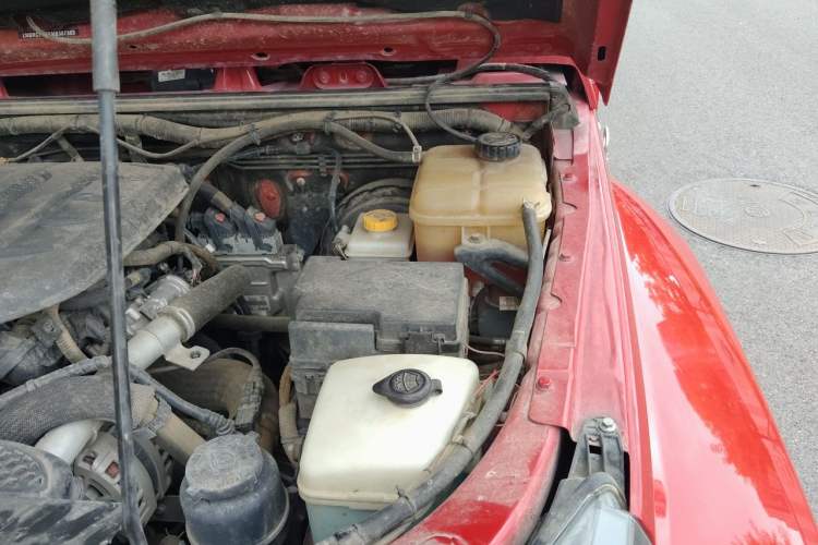 Used BAIC Off-Road BJ40 2021 2.0T Automatic Four-Wheel Drive Ring the Tower Champion Edition Engine Bay Left